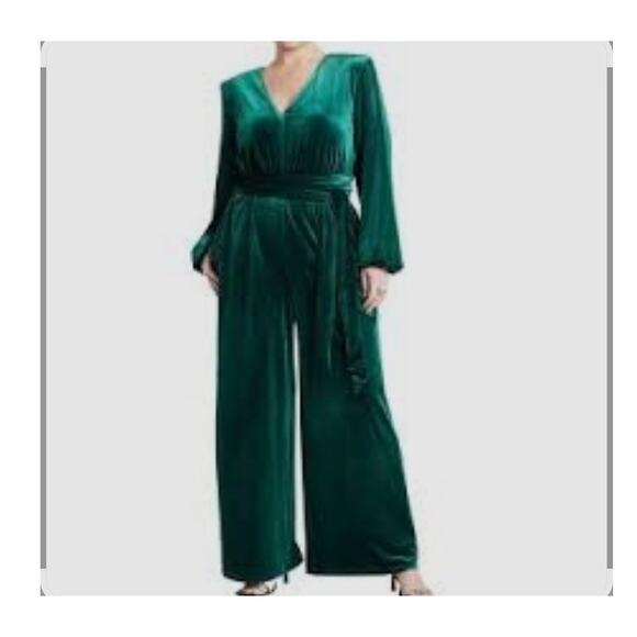 Eloquii Pants - NWT Eloquii Tie Belt Wide Leg Velvet Jumpsuit Green SZ 24 Plus Size